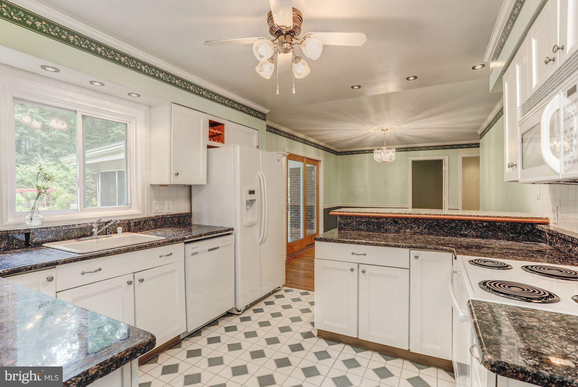 6591 Waterford Road Rixeyville, VA 22737 - Photo 5 of 26 Kitchen