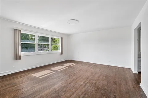 $999,000 | 412 Lavergne Avenue, Wilmette, IL 60091