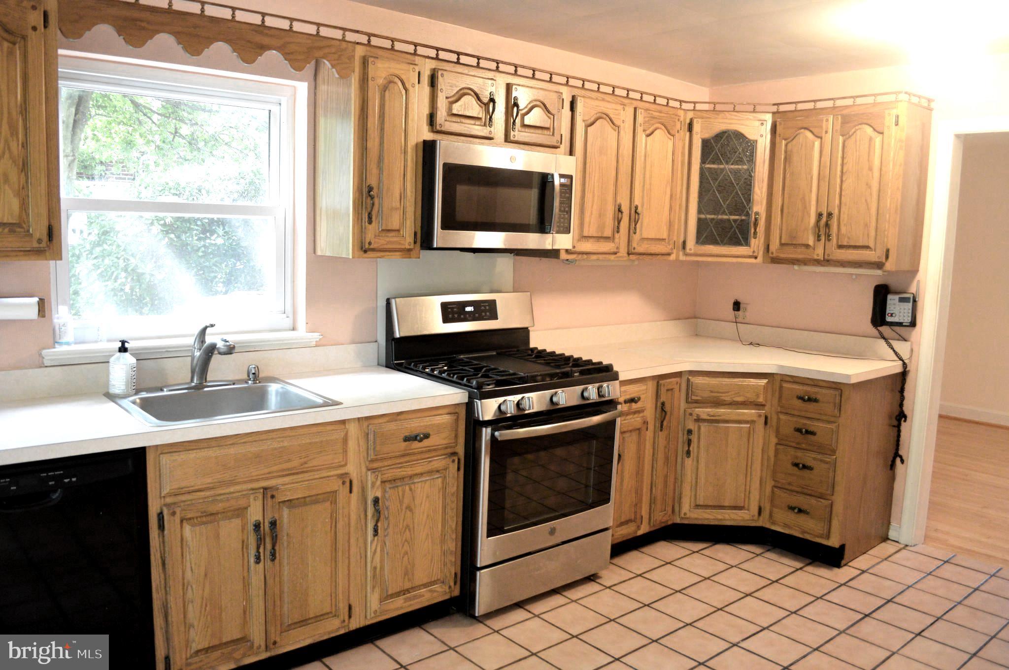 9115 Wire Avenue Silver Spring, MD 20901 - Photo 20 of 46 Kitchen w/view of cabinets