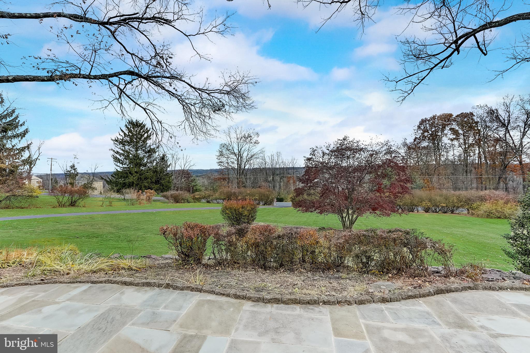 5747 Ridgeview Drive Doylestown, PA 18902 - Photo 6 of 46 Gallery Image 6