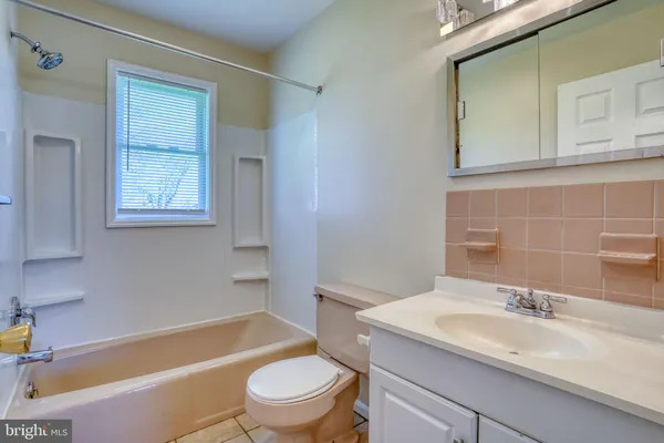 $1,600 | 206 North Main Street, Smyrna, DE 19977