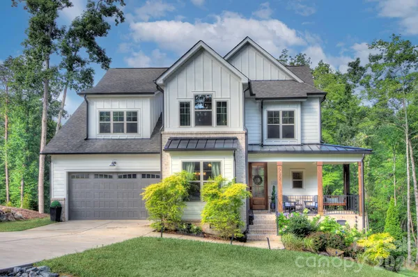 $799,000 | 6672 Maple Spring Court, Denver, NC 28037