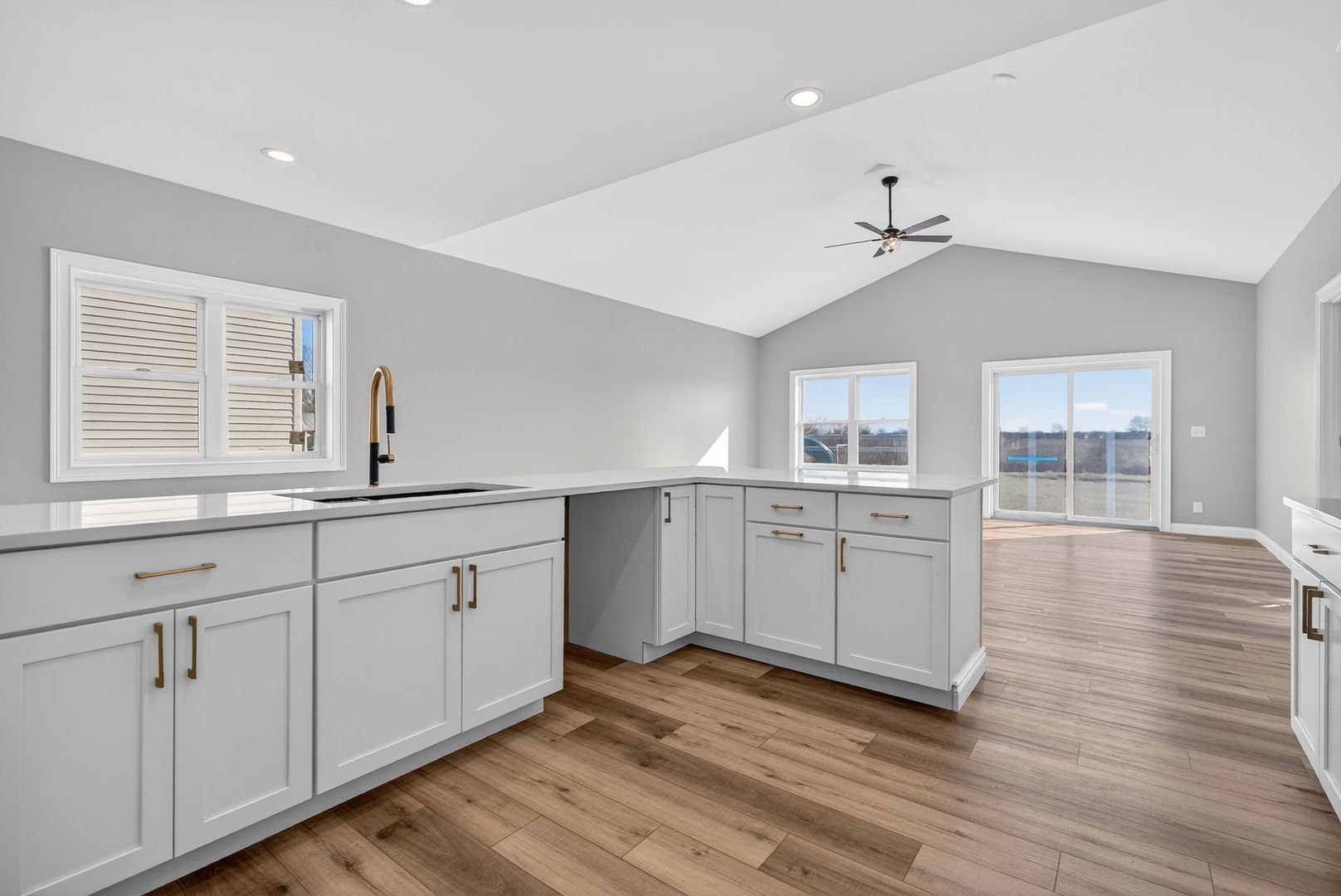 1165 Farmstone Drive Diamond, IL 60416 - Photo 17 of 35