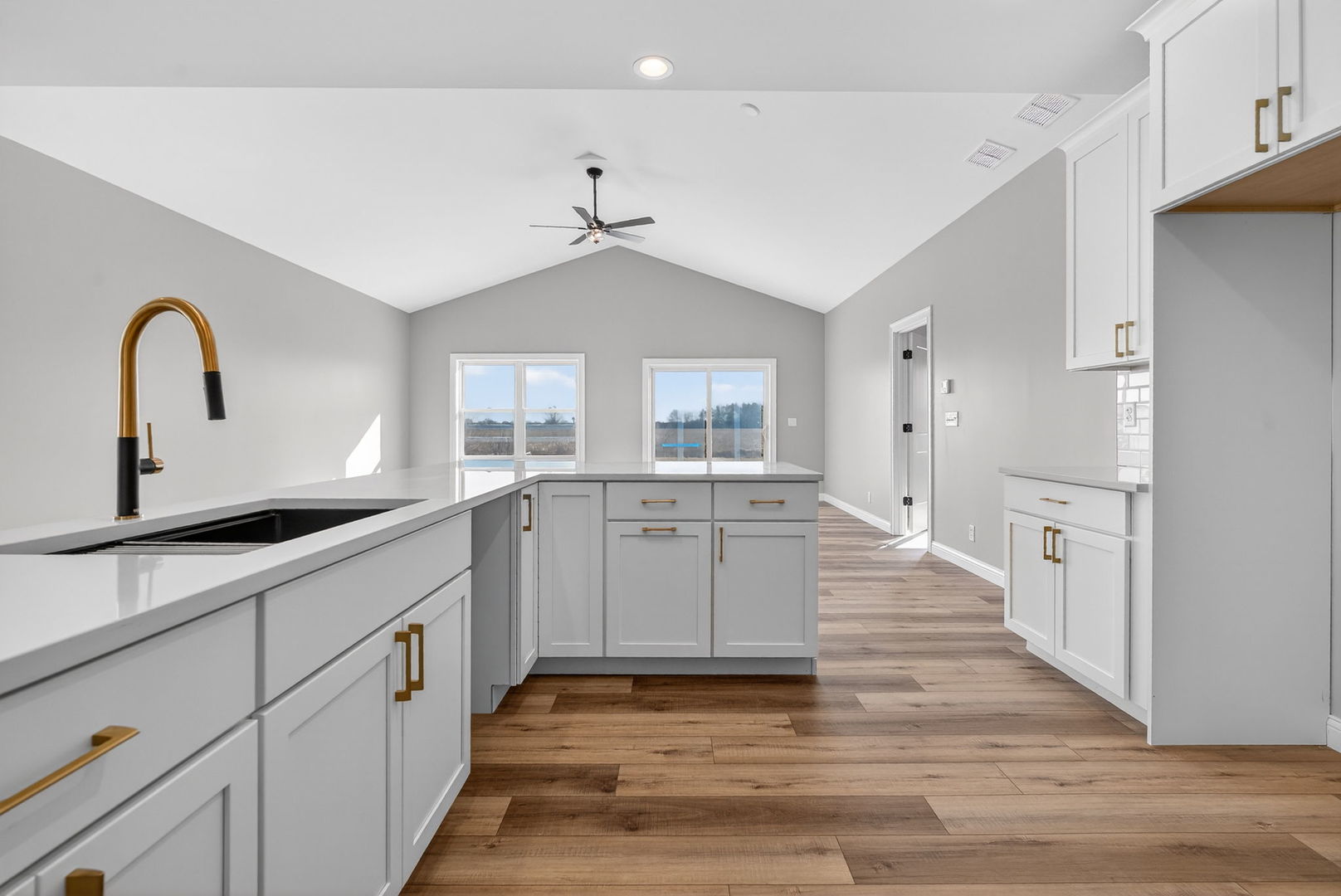 1165 Farmstone Drive Diamond, IL 60416 - Photo 18 of 35