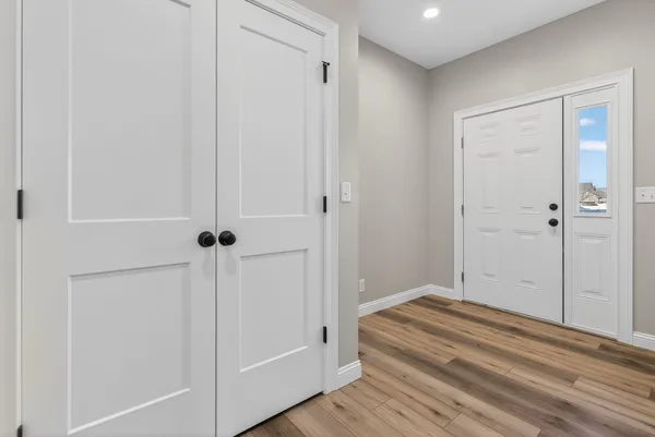 $364,900 | 1165 Farmstone Drive, Diamond, IL 60416