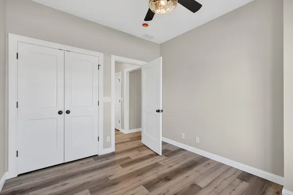 $364,900 | 1165 Farmstone Drive, Diamond, IL 60416