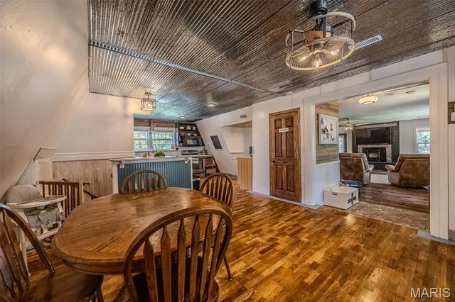 $329,900 | 29385 Hwy Aa, Lebanon, MO 65536