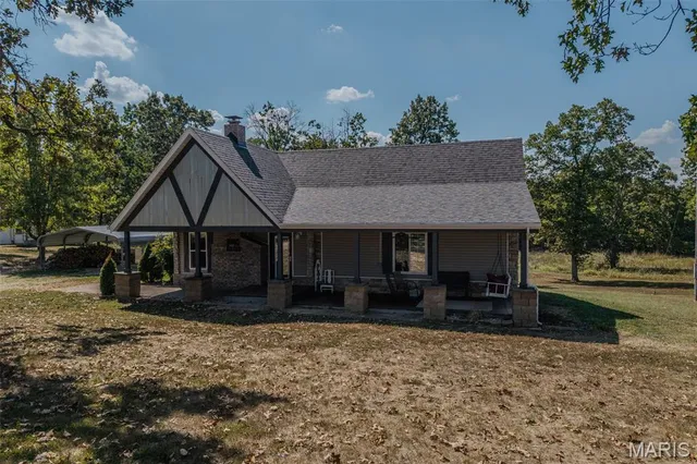 $329,900 | 29385 Hwy Aa, Lebanon, MO 65536