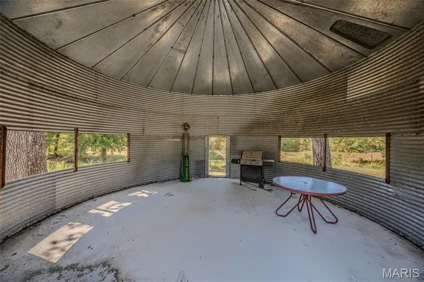 $329,900 | 29385 Hwy Aa, Lebanon, MO 65536