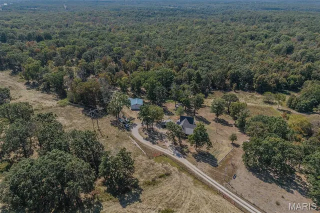 $329,900 | 29385 Hwy Aa, Lebanon, MO 65536