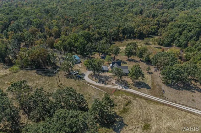 $329,900 | 29385 Hwy Aa, Lebanon, MO 65536