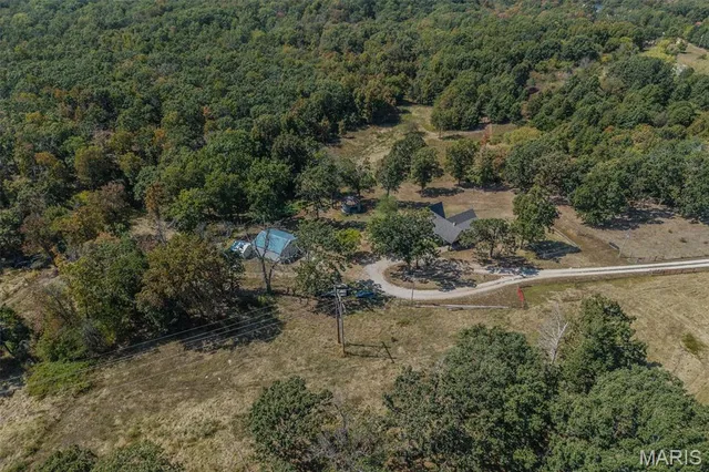 $329,900 | 29385 Hwy Aa, Lebanon, MO 65536