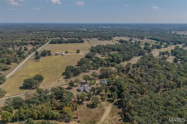$329,900 | 29385 Hwy Aa, Lebanon, MO 65536
