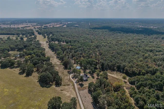 $329,900 | 29385 Hwy Aa, Lebanon, MO 65536