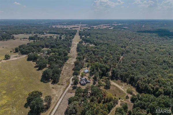 $329,900 | 29385 Hwy Aa, Lebanon, MO 65536
