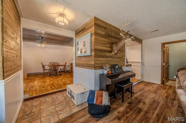 $329,900 | 29385 Hwy Aa, Lebanon, MO 65536