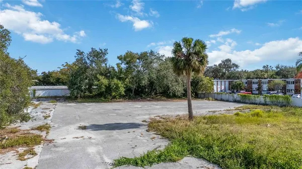 $1,100,000 | 4849 South Orange Blossom Trail, Orlando, FL 32839
