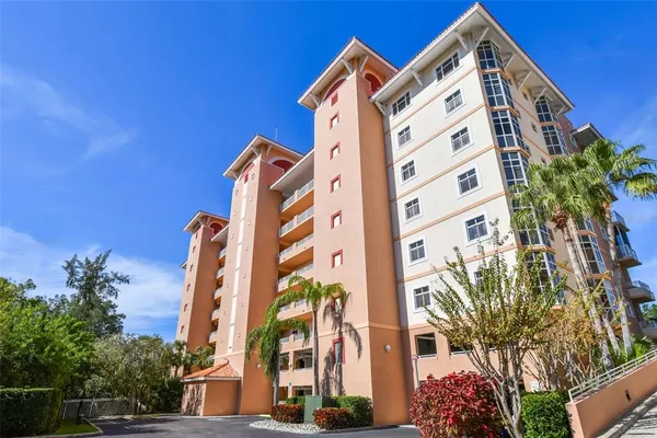 $475,000 | 12033 Gandy Boulevard North, Unit 151, St. Petersburg, FL 33702