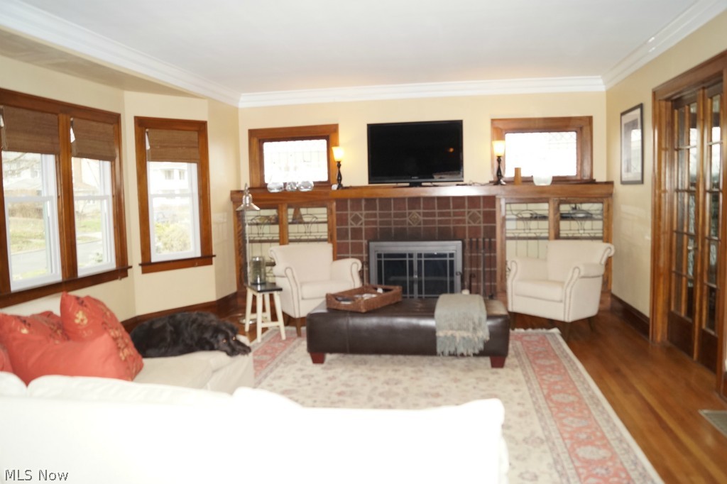 3300 Clarendon Road Cleveland, OH 44118 - Photo 3 of 25 Gallery Image 3