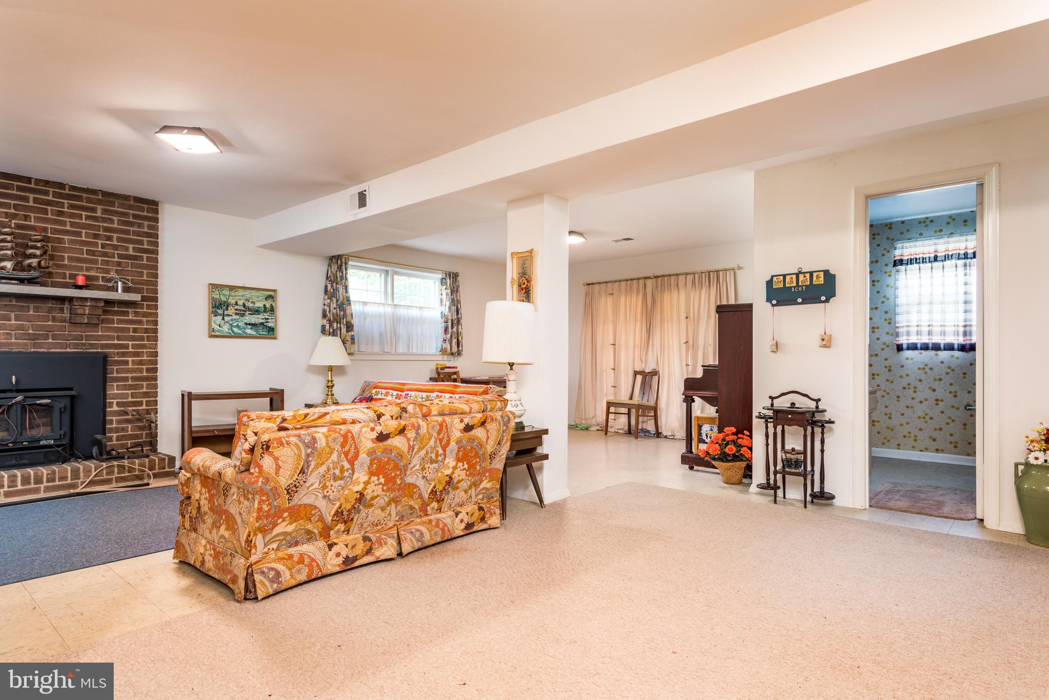 2903 Hideaway Road Fairfax, VA 22031 - Photo 20 of 36 Gallery Image 20