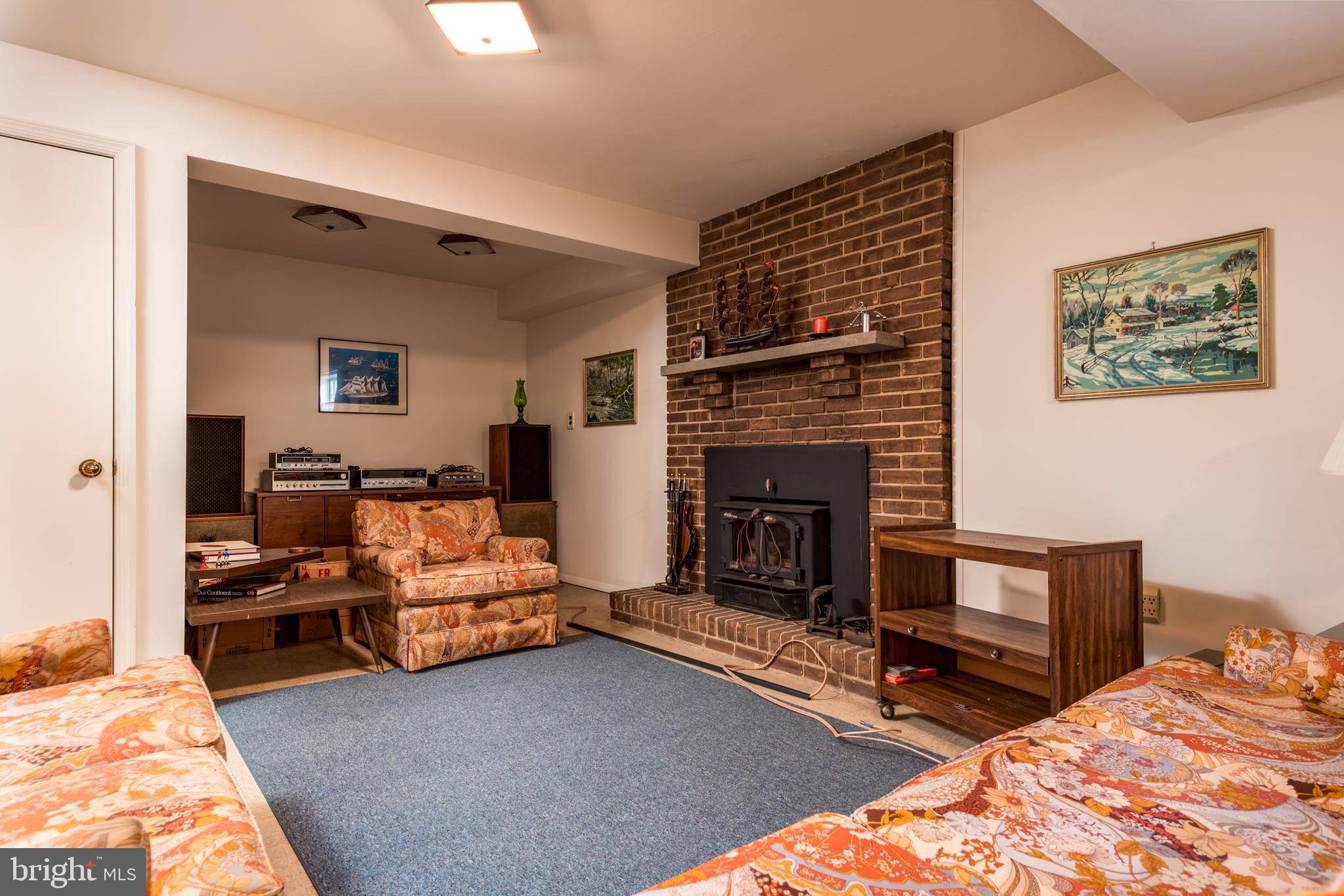 2903 Hideaway Road Fairfax, VA 22031 - Photo 21 of 36 Gallery Image 21
