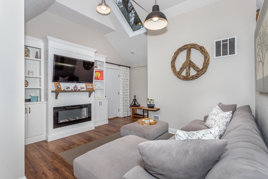 32 Billings Street, Unit A Sharon, MA 02067 - Photo 19 of 33