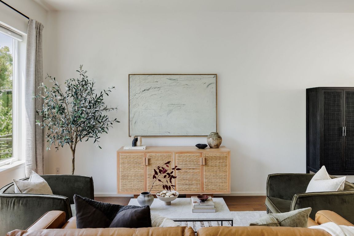 3100 Menchaca Road, Unit 6 Austin, TX 78704 - Photo 15 of 30 a living room with furniture and a window