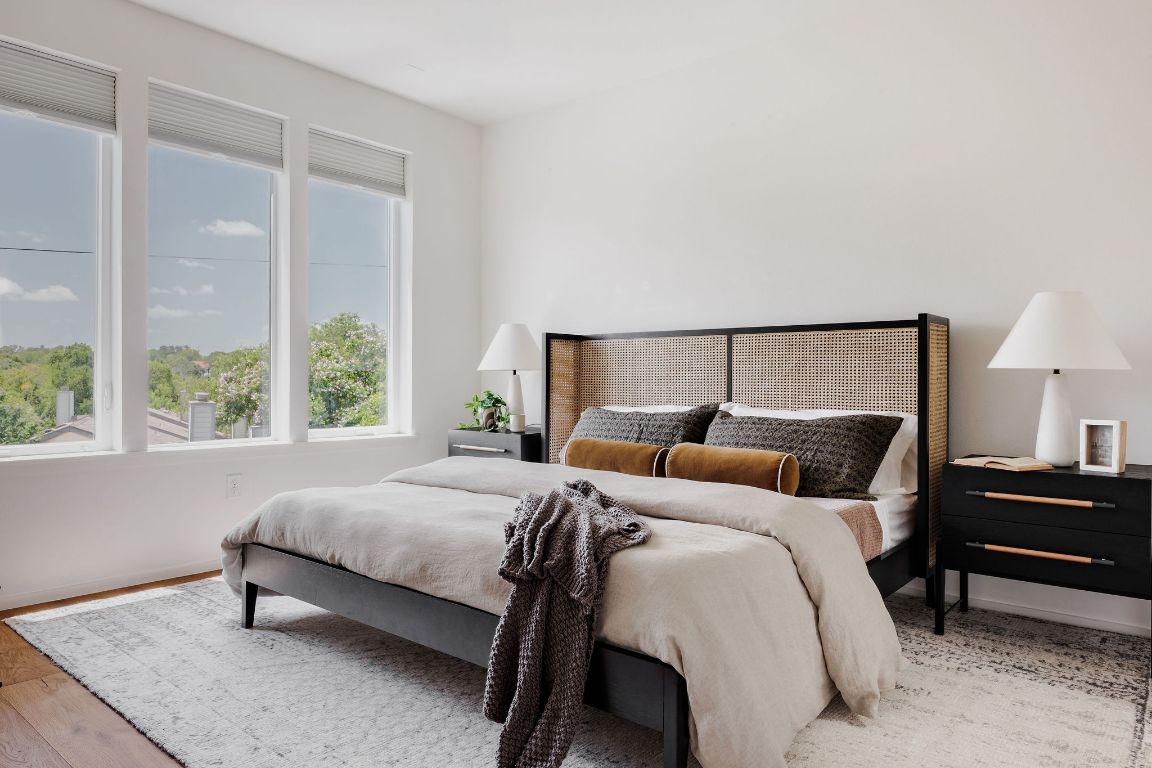 3100 Menchaca Road, Unit 6 Austin, TX 78704 - Photo 20 of 30 a bedroom with a bed and a window