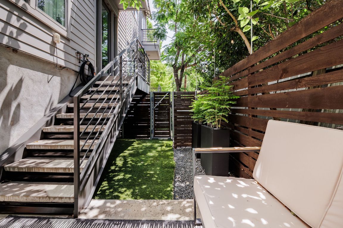 3100 Menchaca Road, Unit 6 Austin, TX 78704 - Photo 25 of 30 a view of outdoor space and deck