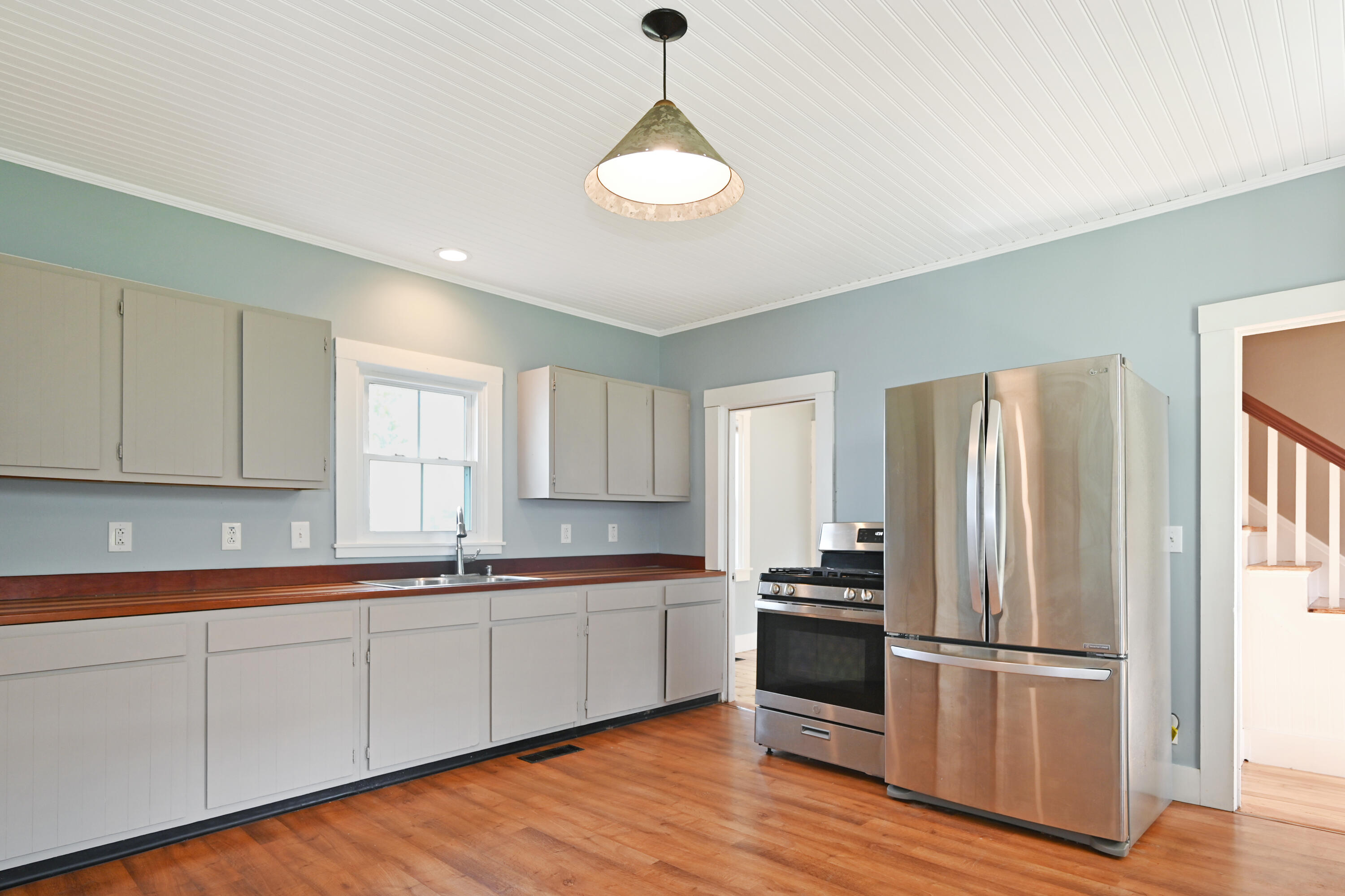 1738 Harpswell Islands Road Orrs Island, ME 04066 - Photo 17 of 39 Kitchen