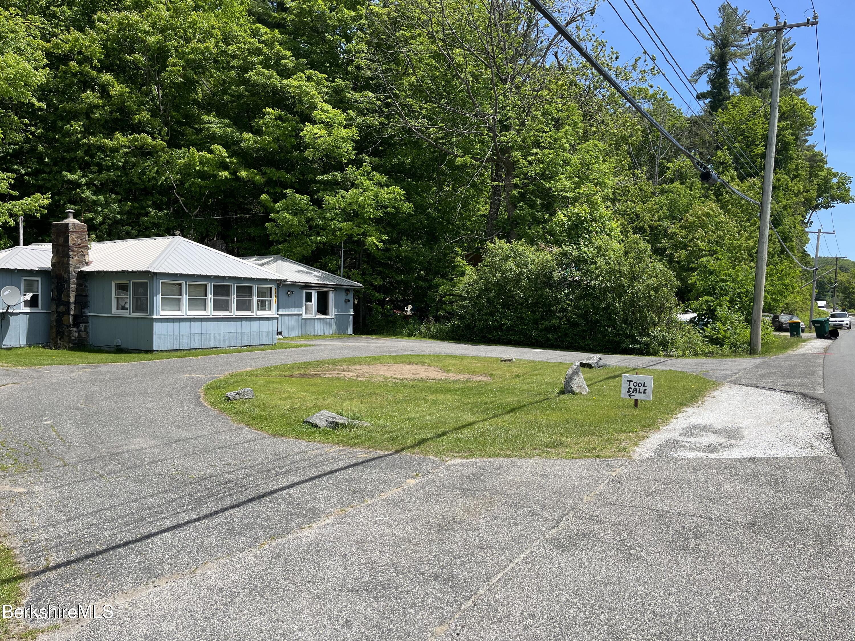 3664 Jacobs Ladder Road Becket, MA 01223 - Photo 4 of 32 Front B