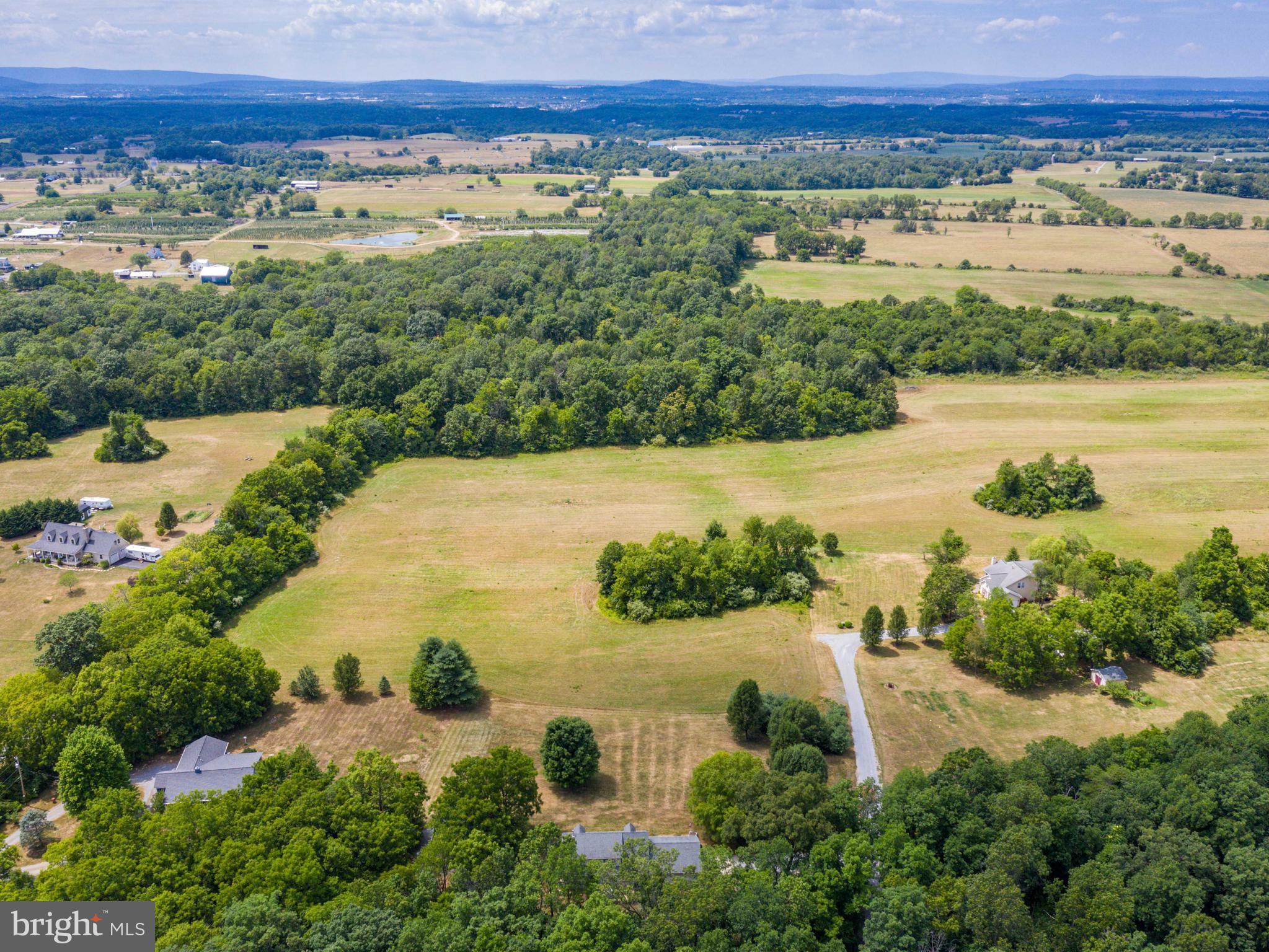 433 Cather Road Berryville, VA 22611 - Photo 14 of 42 Gallery Image 14