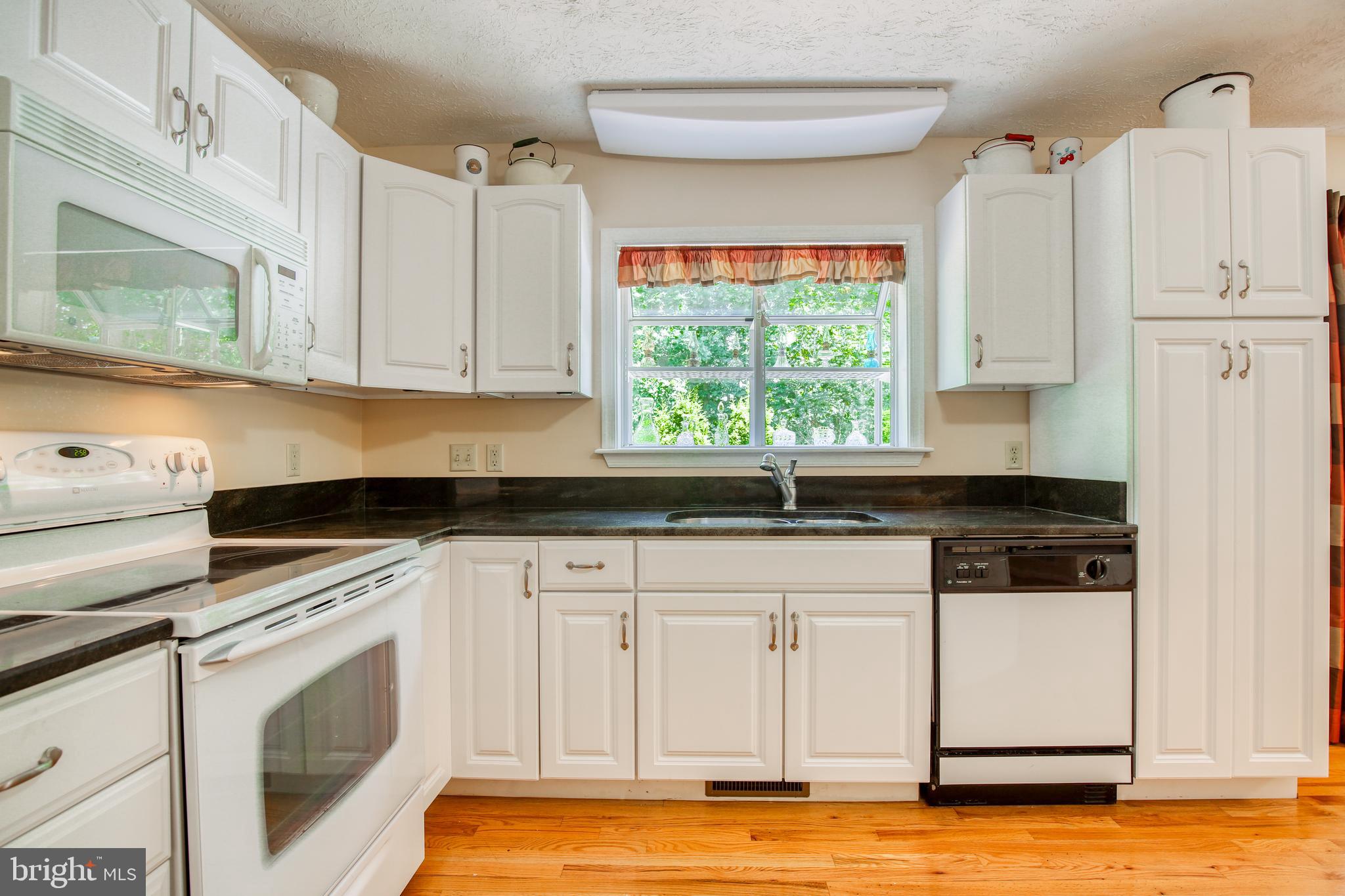 433 Cather Road Berryville, VA 22611 - Photo 22 of 42 Gallery Image 22