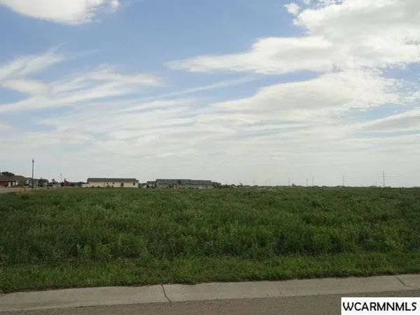 $38,000 | 805 Elizabeth Street, Marshall, MN 56258
