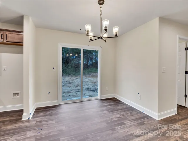 $367,990 | 4149 River Run Circle, Hickory, NC 28602