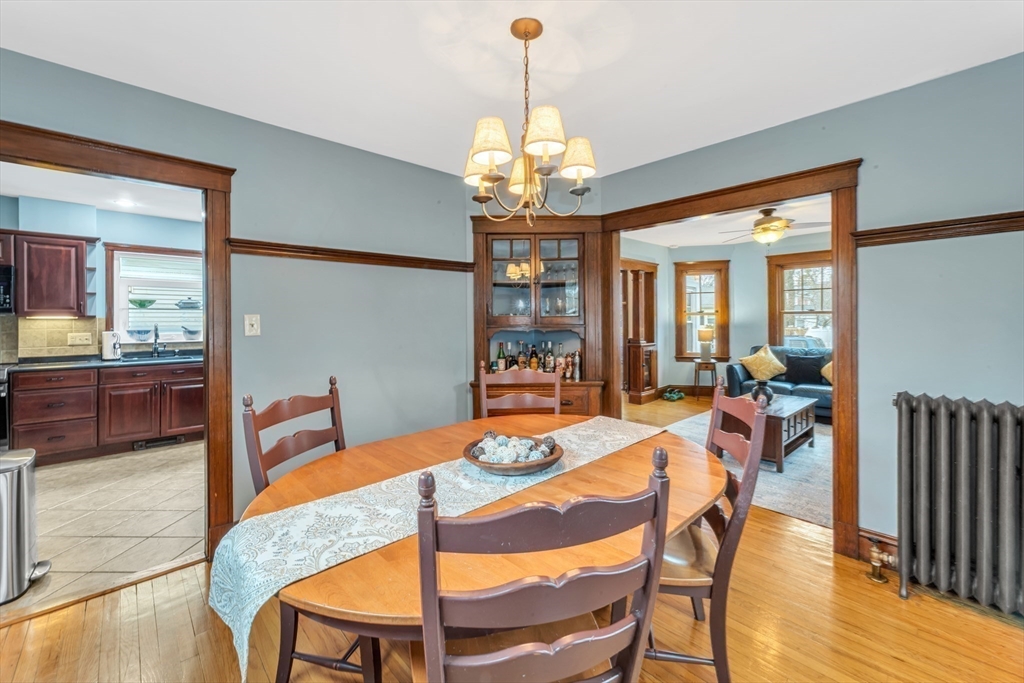 18 Hemlock Road Boston, MA 02132 - Photo 11 of 27