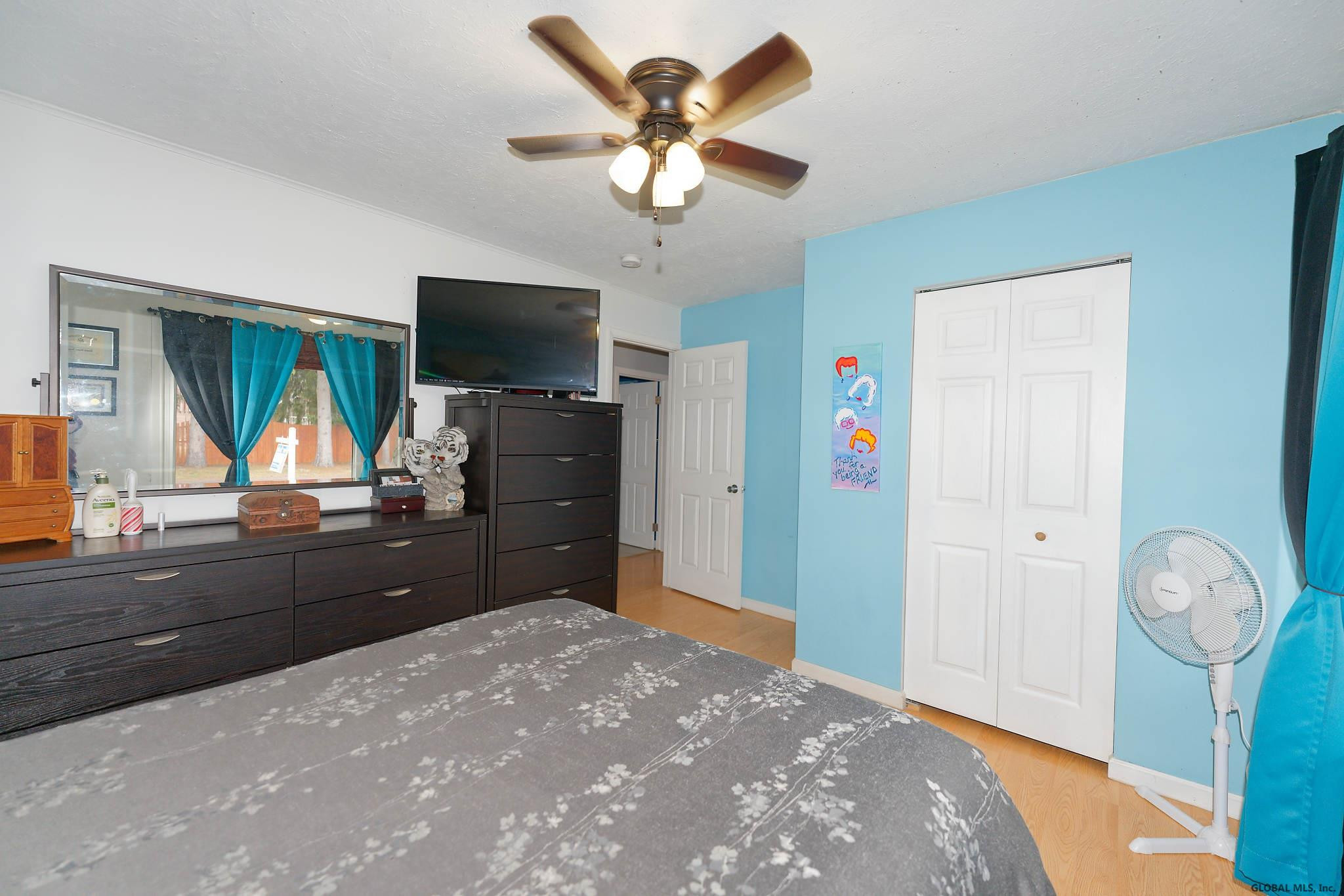 305 Manchester Road Schenectady, NY 12304 - Photo 23 of 35 Photo 23