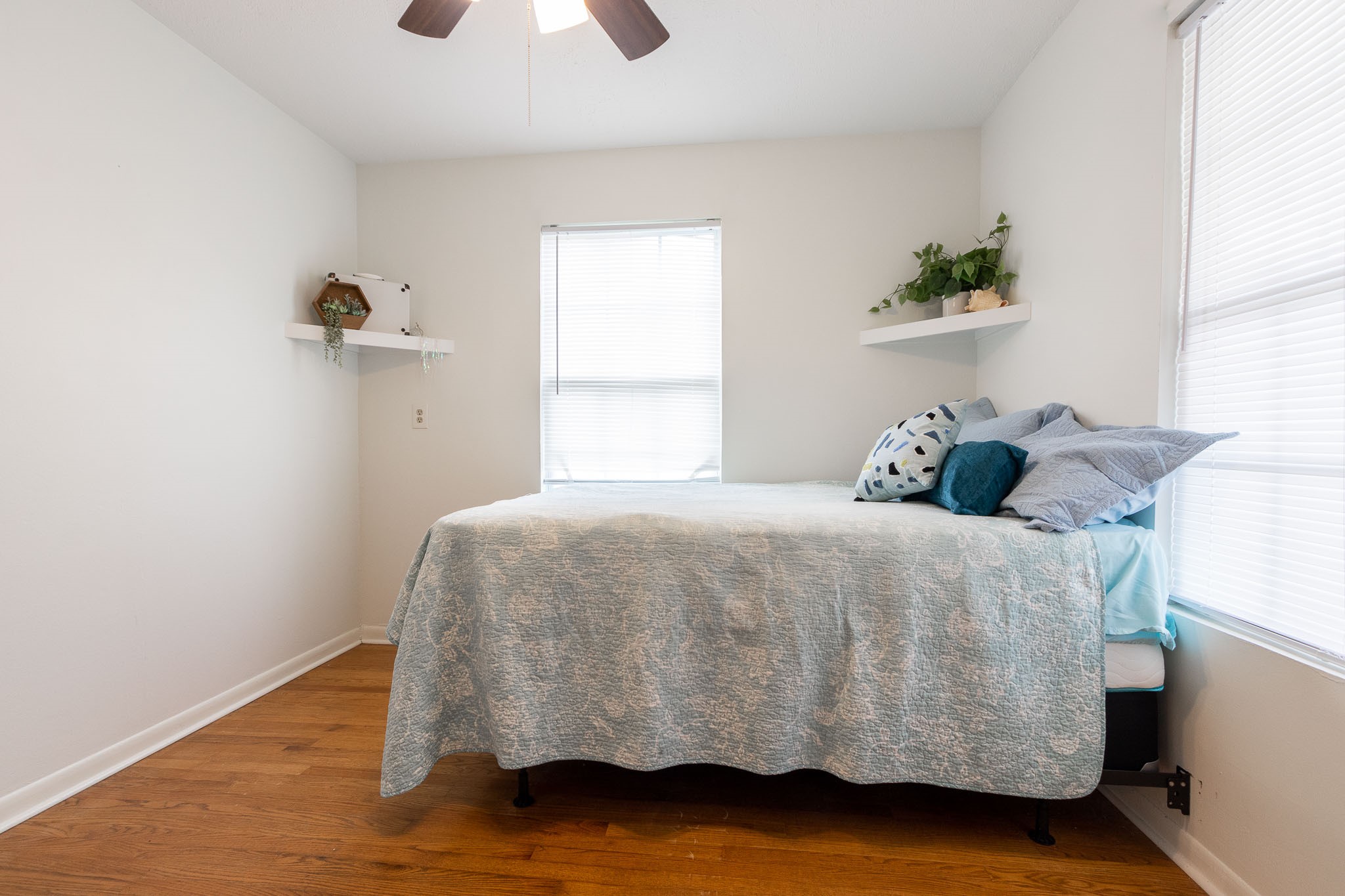 16721 Edward Teach Road Jamaica Beach, TX 77554 - Photo 26 of 49 bedroom 3