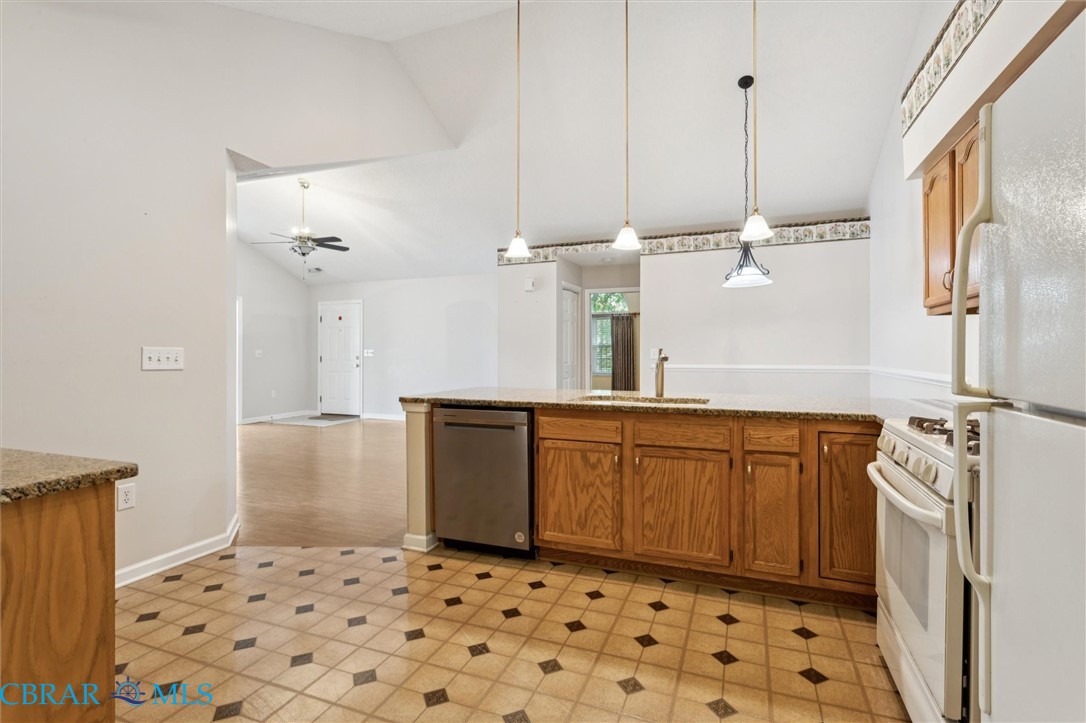 230 Timberline Loop Yorktown, VA 23692 - Photo 17 of 33 Gallery Image 17