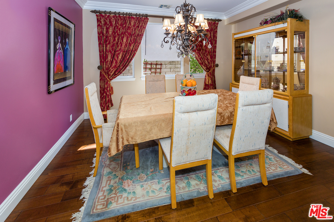 25522 Sinclair Place Stevenson Ranch, CA 91381 - Photo 14 of 34 Gallery Image 14
