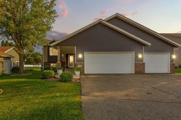 $429,900 | 2505 30th Street Northwest, Faribault, MN 55021