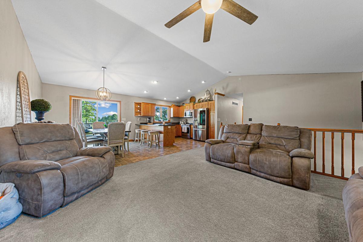 2505 30th Street Northwest Faribault, MN 55021 - Photo 16 of 45