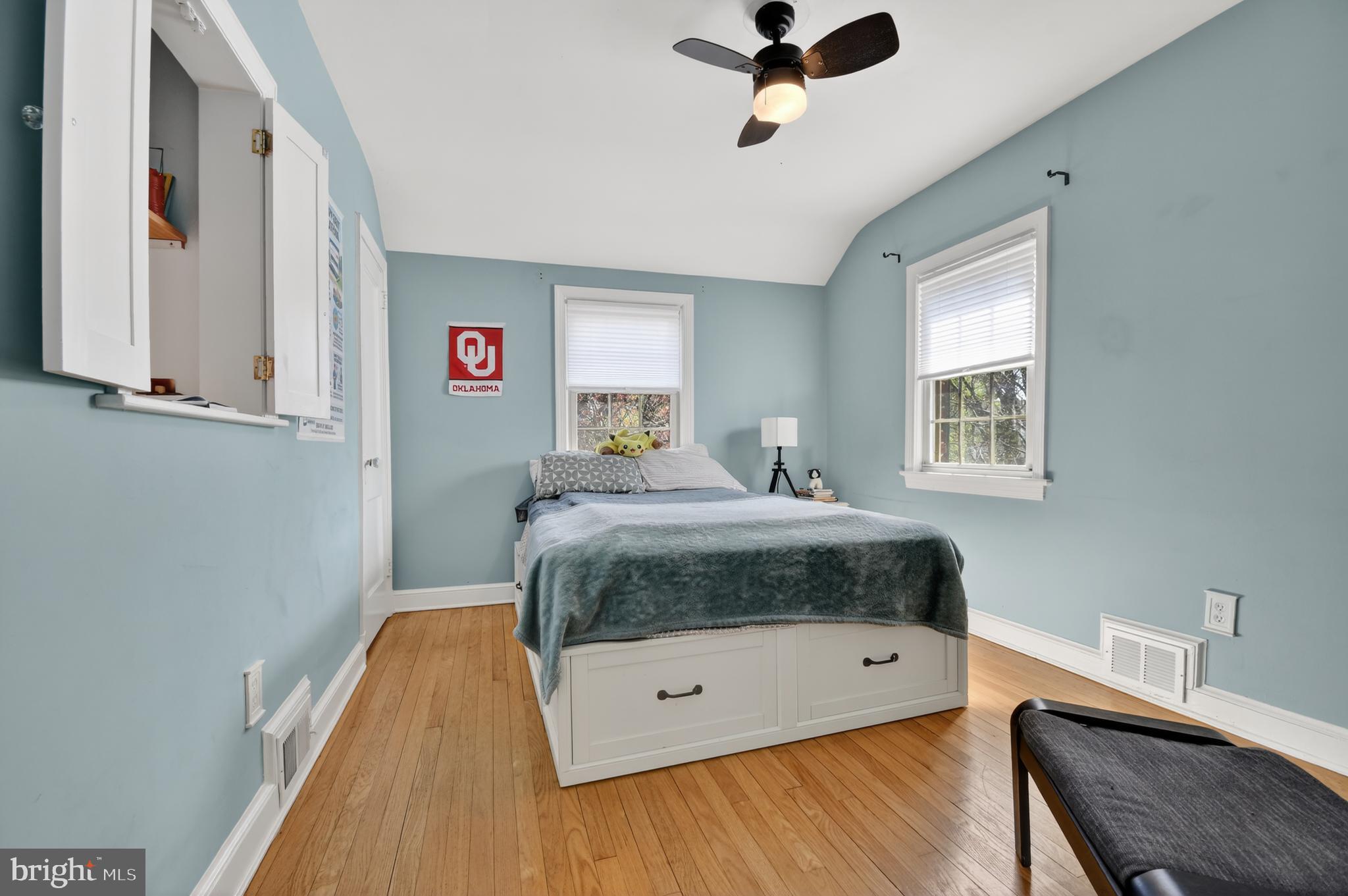 8306 Queen Annes Drive Silver Spring, MD 20910 - Photo 12 of 37