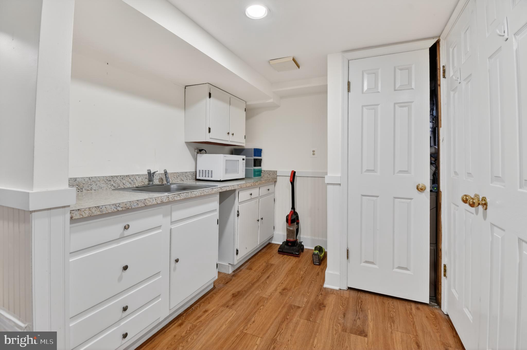 8306 Queen Annes Drive Silver Spring, MD 20910 - Photo 18 of 37