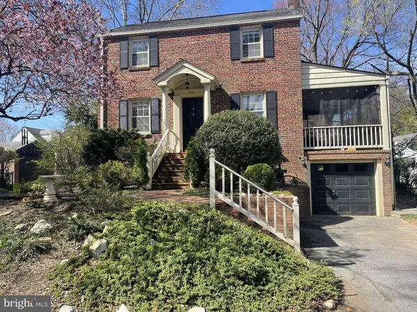 $780,000 | 8306 Queen Annes Drive, Silver Spring, MD 20910