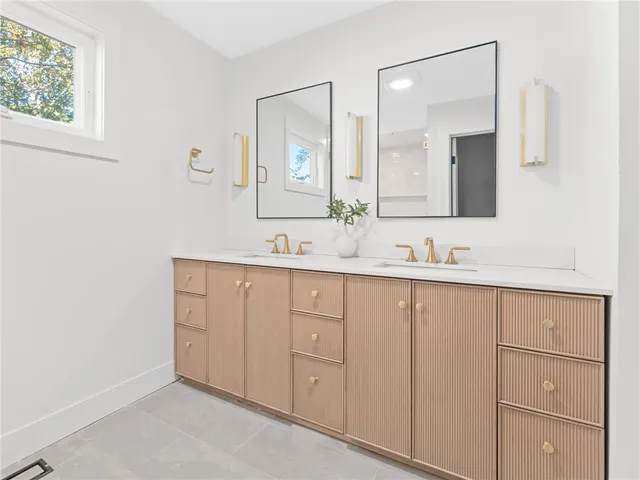 $2,250,000 | 91 Houston Avenue, Newport, RI 02840