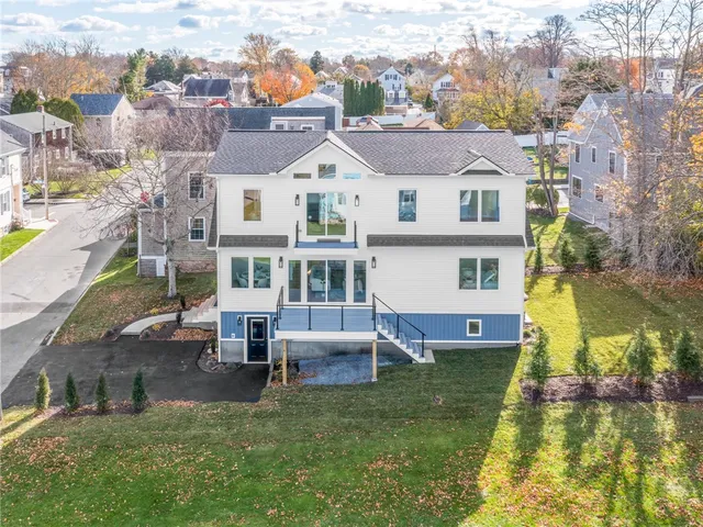 $2,250,000 | 91 Houston Avenue, Newport, RI 02840
