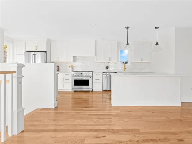 $2,250,000 | 91 Houston Avenue, Newport, RI 02840