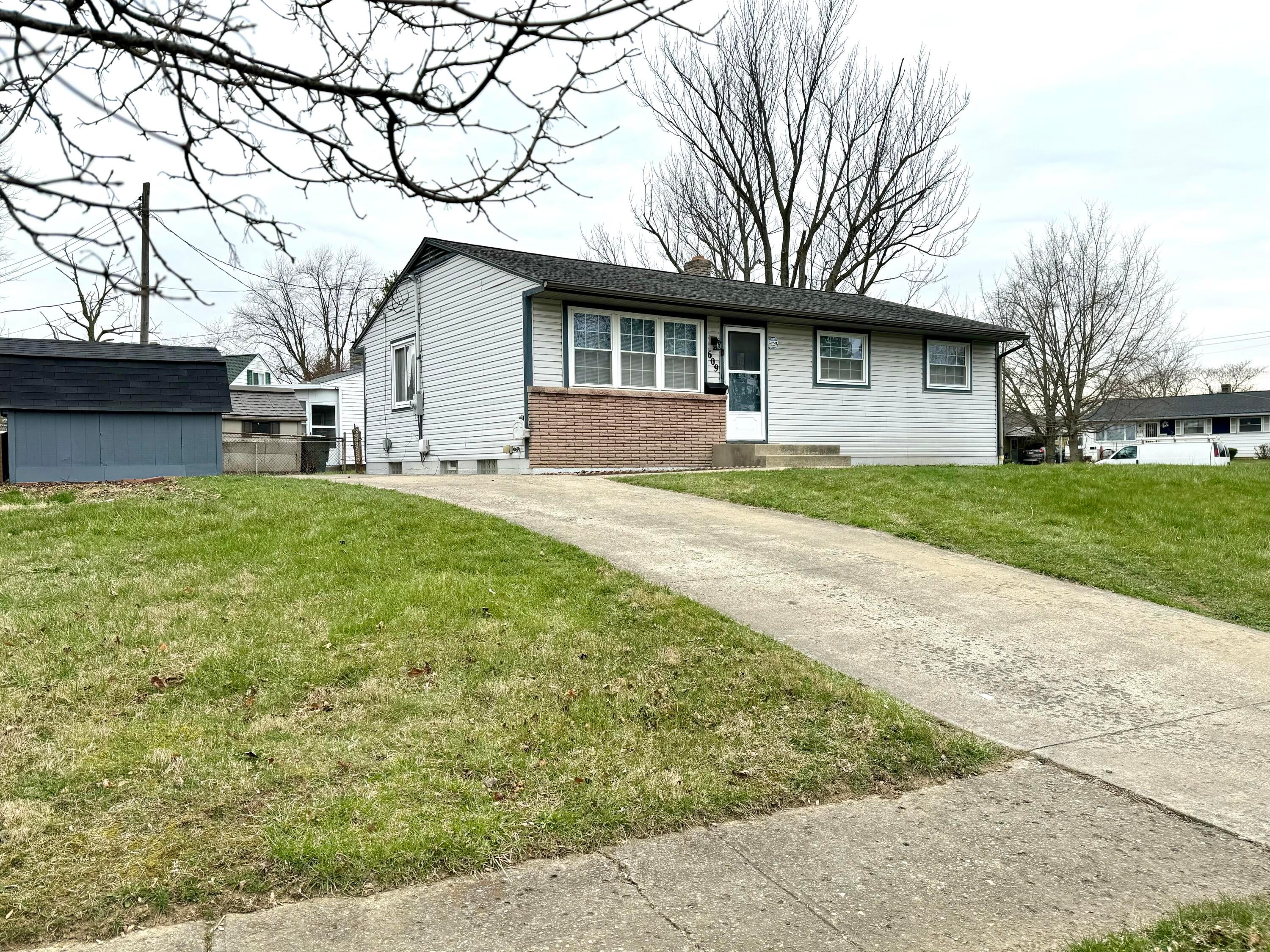 609 Raleigh Drive Columbus, OH 43228 - Photo 1 of 33 Darling Ranch style home located at 609 Raleigh Dr.