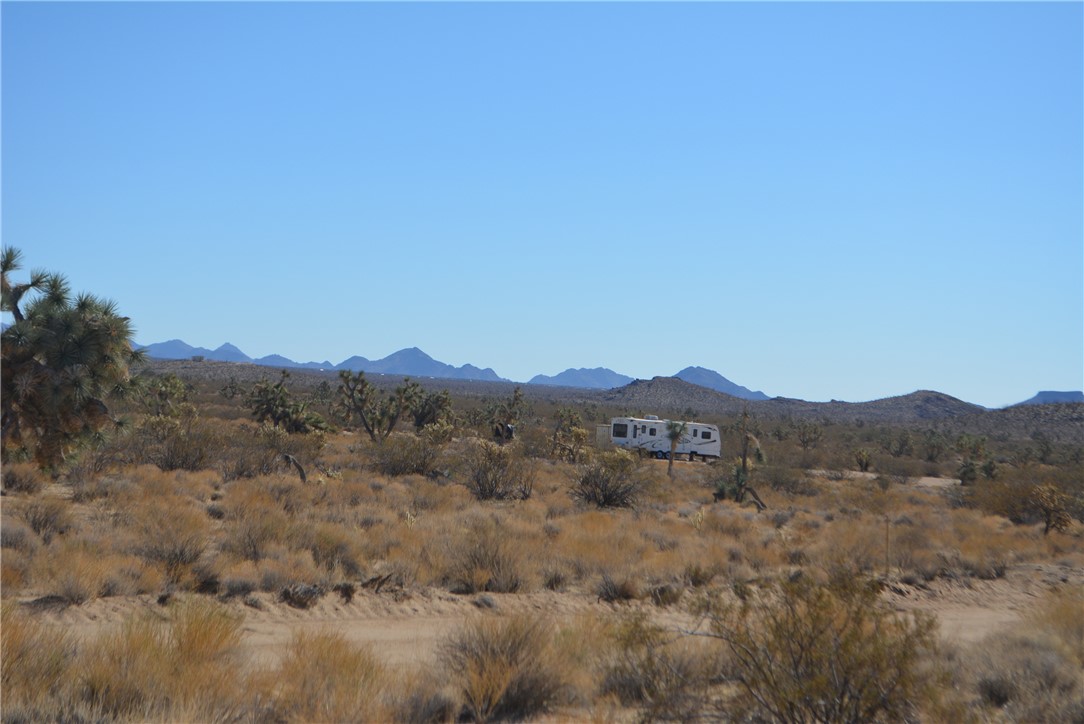 11869 South Dateland Road Yucca, AZ 86438 - Photo 53 of 89 View